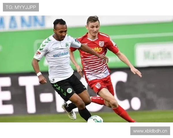 阿尔瓦雷斯对阵亚历山大伊萨克 技术流中锋进攻效率差距在哪