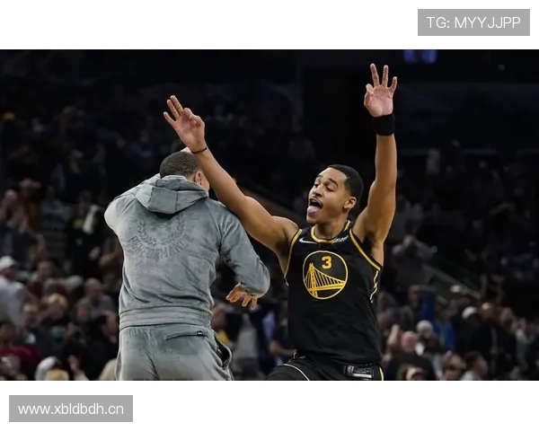 乔丹·普尔无球跑位提升三分命中率显著提升勇士进攻空间