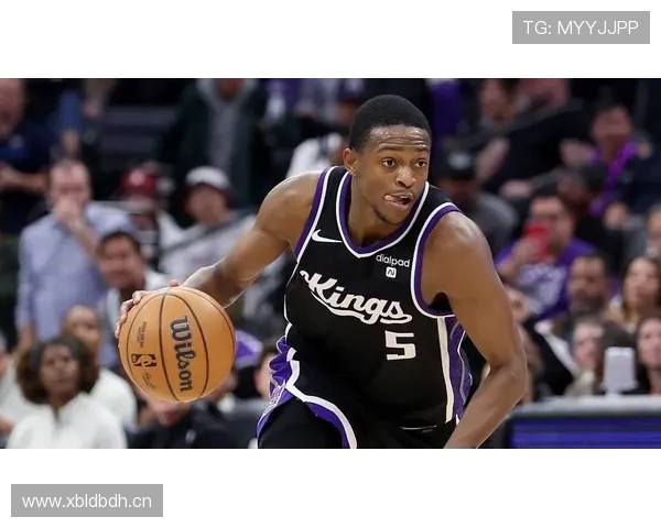 福克斯无球提速改变节奏，主导国王进攻撕裂防线